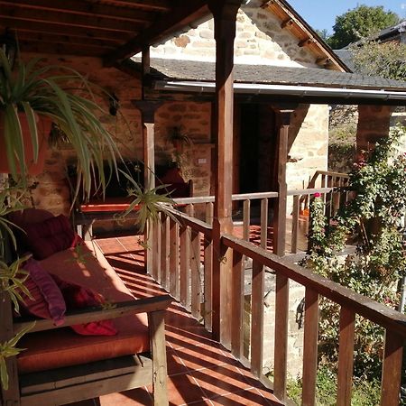 La Posada De Pedrazales 外观 照片