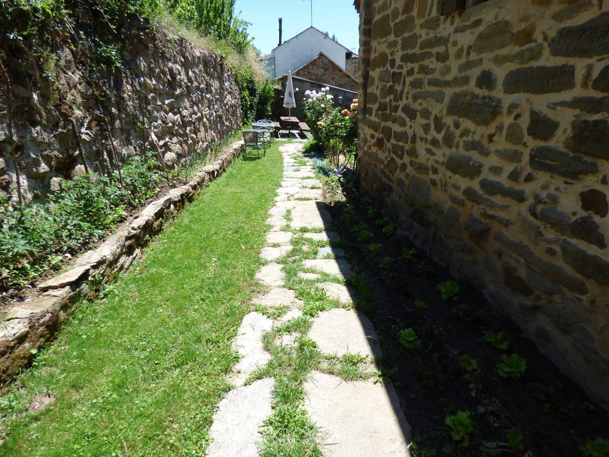 La Posada De Pedrazales 外观 照片